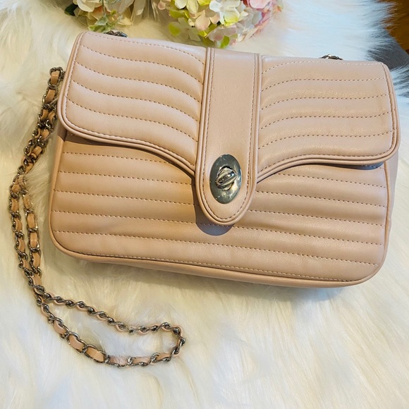 Express Crossbody Pink! - Picture 3 of 7